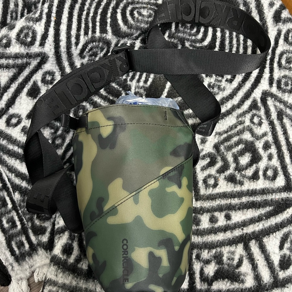 Corkcicle Camouflage Belt Bag